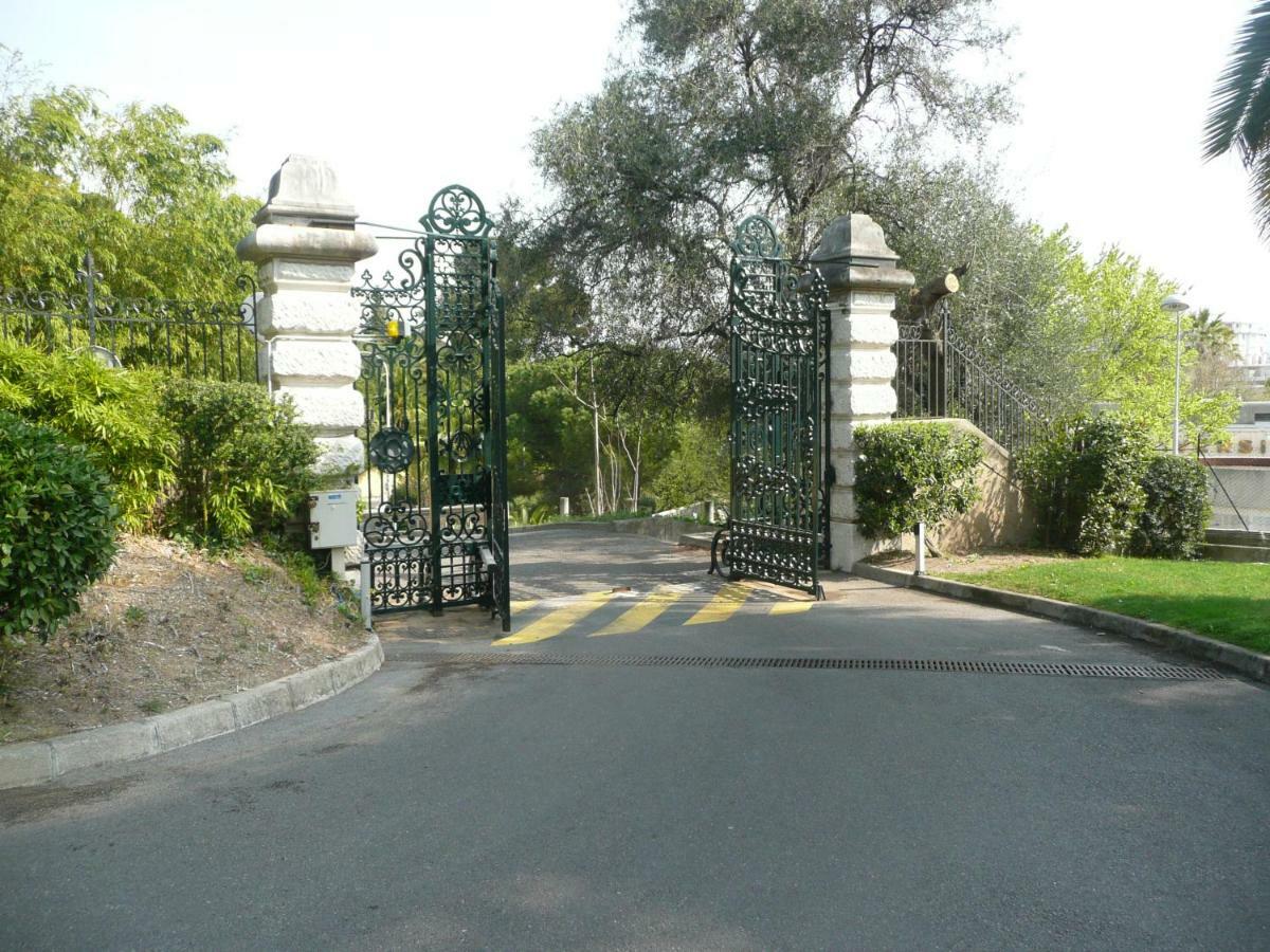 Chateau Miramar
